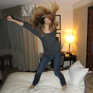 Meet your Posher, Hillary